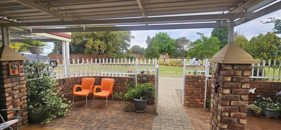 3 Bedroom Property for Sale in Camelot Northern Cape